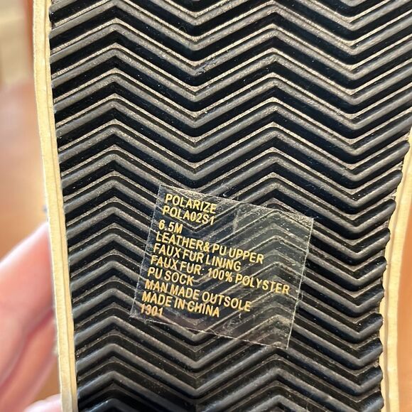 Steve Madden NWOT Polaris sneakers size 6.5 medium. - Picture 4 of 5